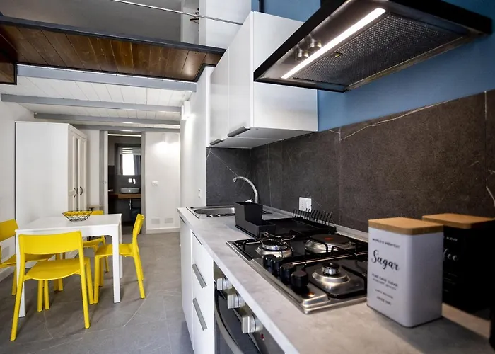 Acquaro アパート *